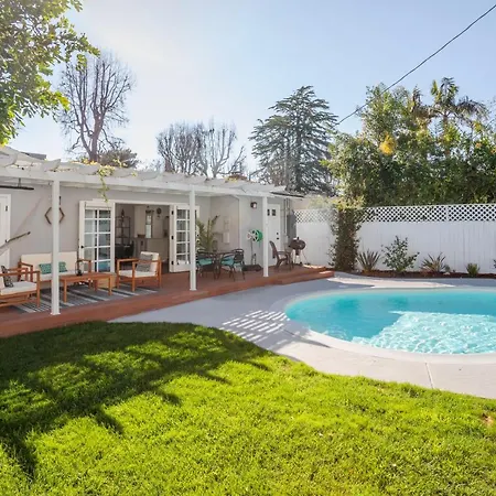 Enchanting Sherman Oaks Home With Pool Permit #Hsr Two Five Zero Zero 3222-2