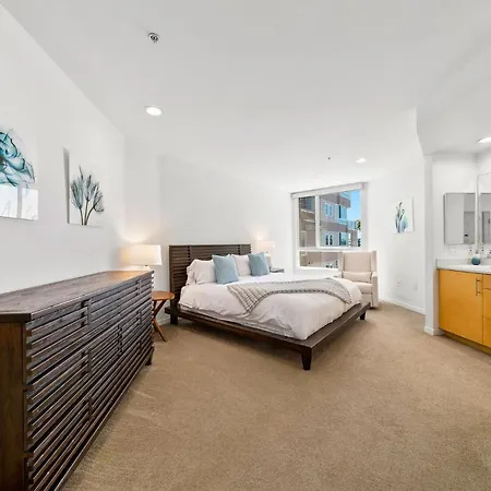 Spacious Townhouse Style Right By The Harbor Mdr-2
