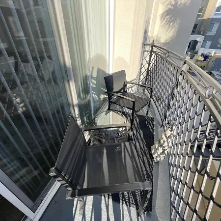 Marina Del Rey 2 Bedroom Apartment Near Venice Beach!-3