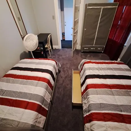 2 Bedroom Home Near Downtown La-2