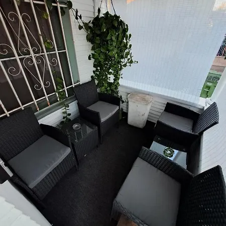 2 Bedroom Home Near Downtown La-3