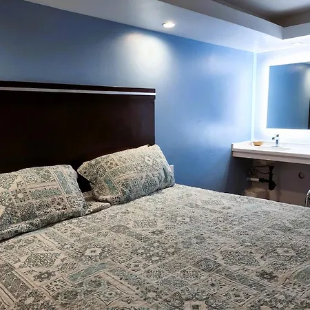 Day N Night Inn - Near Universal Studios Hollywood-2