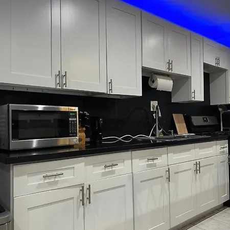 Amazing 1Bd Apartment With Big Office#4-3