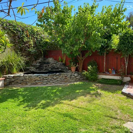 Adorable 3Bd, 3Ba Home In Beverly Hills-2