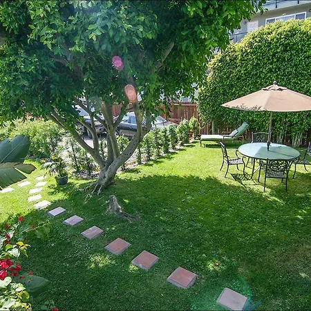 Venice Beach Garden Oasis - Yard, Sun Deck, Parking, 50 Feet To Beach-3