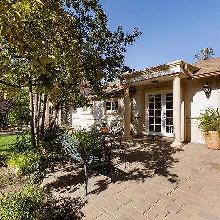 La Private Resort Heated Pool & Spa -Huge Backyard-3