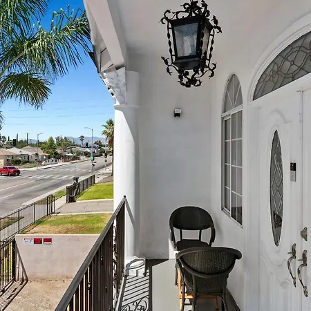 4 Bedroom 2 Bath With Private Room And Private Bath With 2 Twin Beds-2
