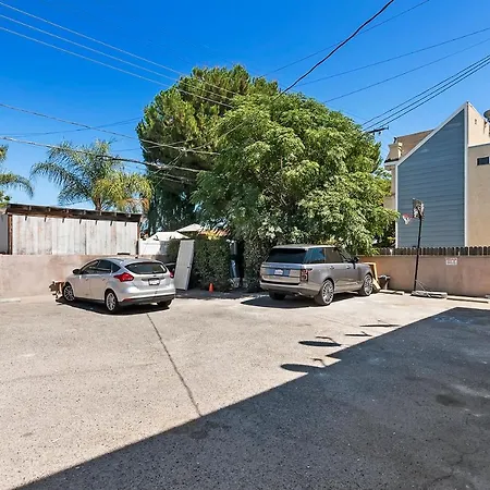4 Bedroom 2 Bath With Private Room And Private Bath With 2 Twin Beds-3