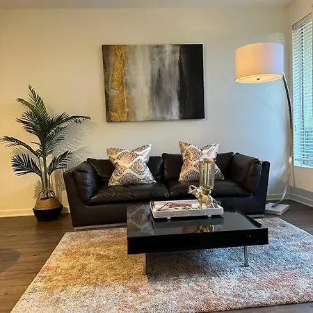 Apartment In The Heart Of Santa Monica-2