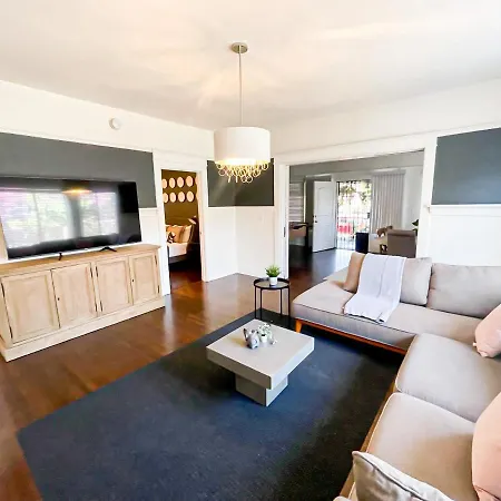 Cozy 2-Bedroom Home-3