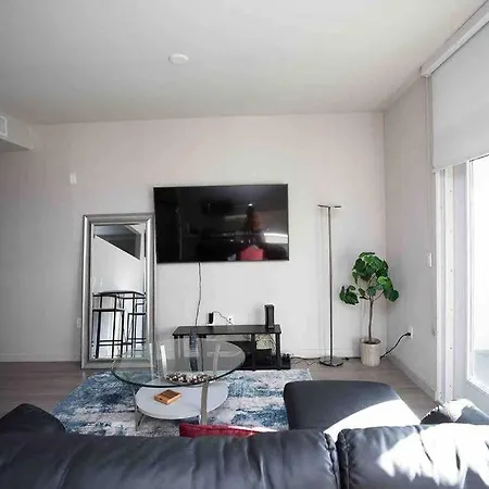 Downtown La !! Amazing 1 Bedroom 1 Bath Unit-2