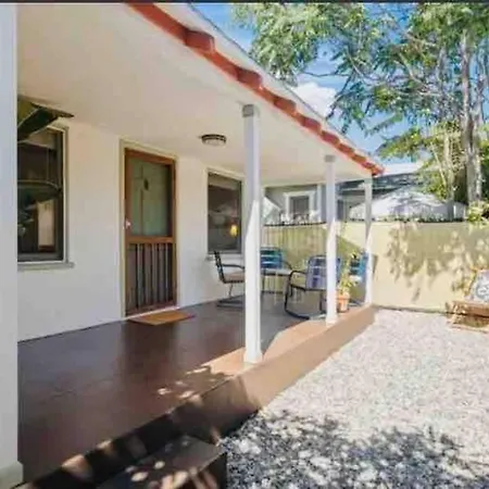 Cozy 1,400Sq Ft 2Br 2Ba West Hollywood Gated Home-3