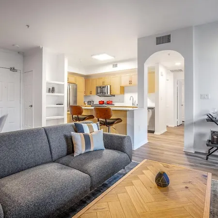 Hollywood 2Br W Gym Pool Spa Nr Sunset Blvd Lax-202-3