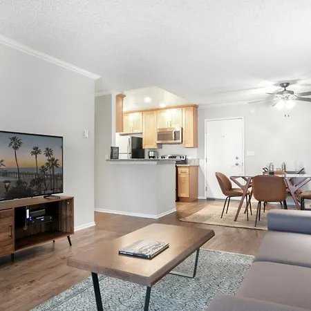 Palms 1Br W Gym Pool 15 Mins To Beach Lax-107-3