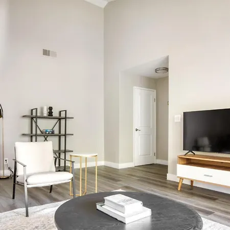Ferienwohnung Woodland Hills 2Br W Pool Gym Nr Warner Center Lax-696-2