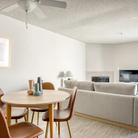 Hollywood 2Br W Rooftop Pool Nr Metro Lax-88-2