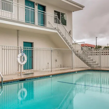West La Studio W Pool Nr Shops Restaurants Lax-982-3