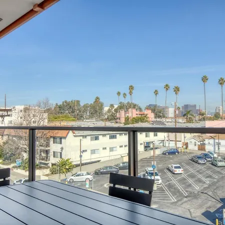 Brentwood 2Br W Gym Rooftop Wd Nr Ucla Lax-612-2