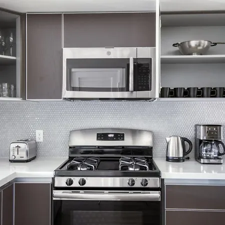 Brentwood 2Br W Gym Rooftop Wd Nr Ucla Lax-612-3