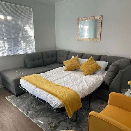 Marina Del Rey 2 Bedroom Apartment-2