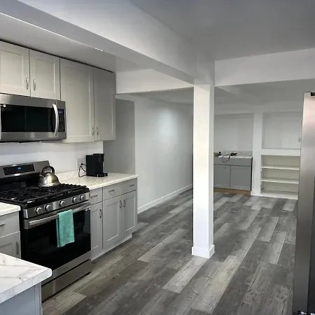 Cozy Room For Rent In The Heart Of Los Angeles-3