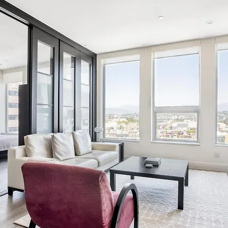 Downtown 2Br W Pool Gym Wd Nr Convention Center Lax-1040-3