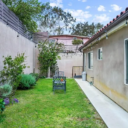City Terrace House Only Minutes From Down Town La-3
