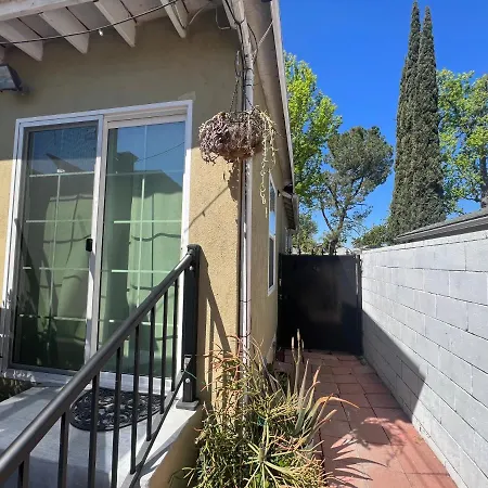 Sweet Tuscan Dreams-Private Entrance & Bathroom With Patio-3