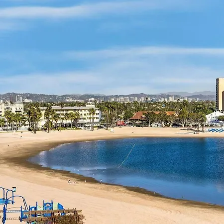 Blue Water Views By Venice Beach Top Resort Pool-3