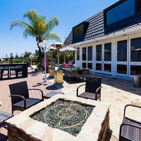 Beverly Hills City View Mansion-3