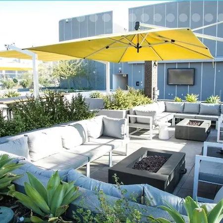Luxury La Penthouse Prime Location Min From Hollywood And Downtown-2