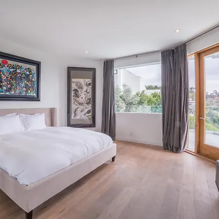 8M Sunset Strip 6Br Jetliner View Oasis-2