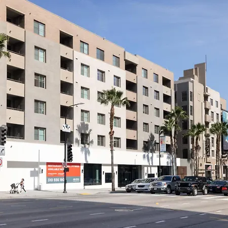 Hollywood 2Br W Gym Pool Nr Chinese Theater Lax-230-3