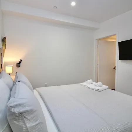 Los Angeles Premium City Suites - Free Secured Parking-2