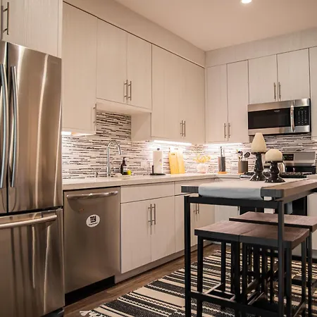 Stylish One Bedroom Apartment In The Heart Of Weho-2