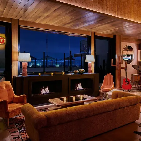Hollywood Volume, A Tribute Portfolio Hotel-2