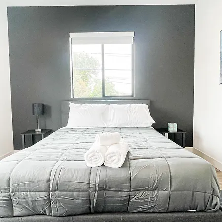 Expansive 4Br, 3-Story Stay In La - Cl1- Lar-3