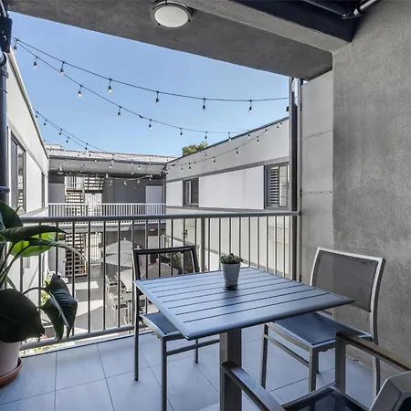 Surestay Hotel By Best Western Beverly Hills West La-3