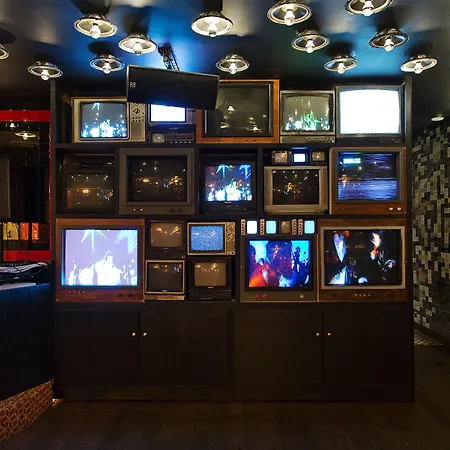 The Line Hotel La-2