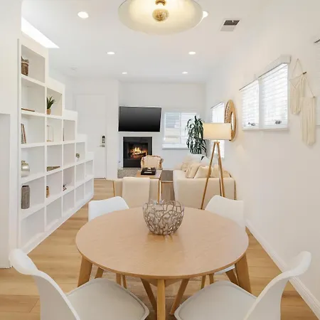 Exclusive 2Bd 3Ba With Balcony-2