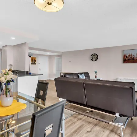 Sunset Boulevard Apartments-2
