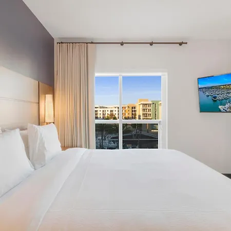 Courtyard By Marriott Marina Del Rey-2