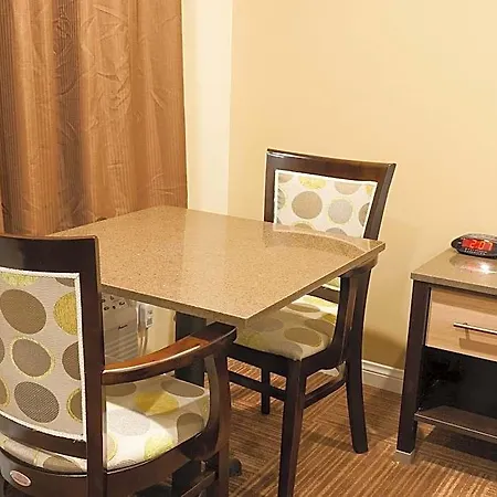 Glenrrock Inn And Suites-3