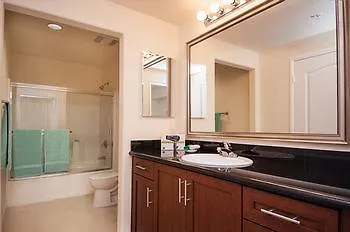 Sunshine Suites At 909 West Temple Street-3