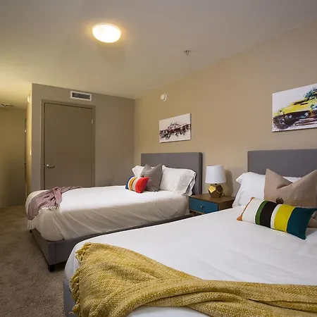 Hollywood Apartments-3
