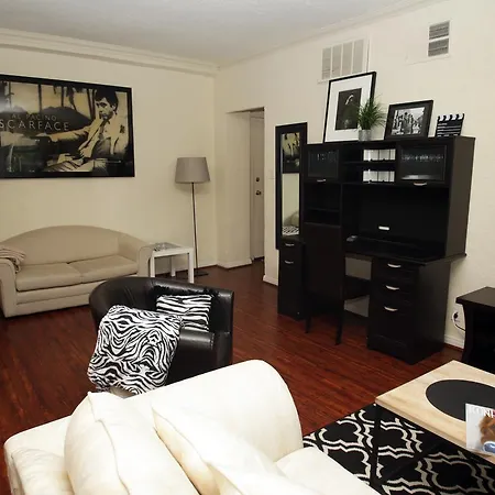 Glamorous Hollywood Apartment-3