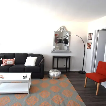 Boutique Hollywood Monthly Lease-3