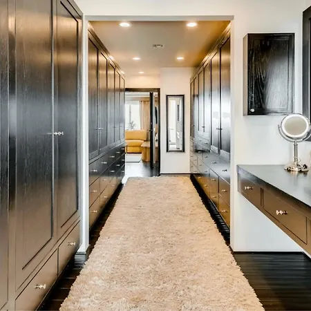 Villa Sizzle-3