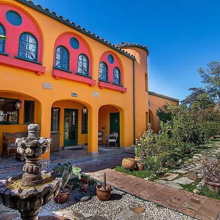 Prime Location Three Bedroom Beautiful Villa-2