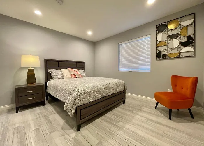 Stylish Hollywood Townhouse - Ideal Location Los Angeles che accetta animali